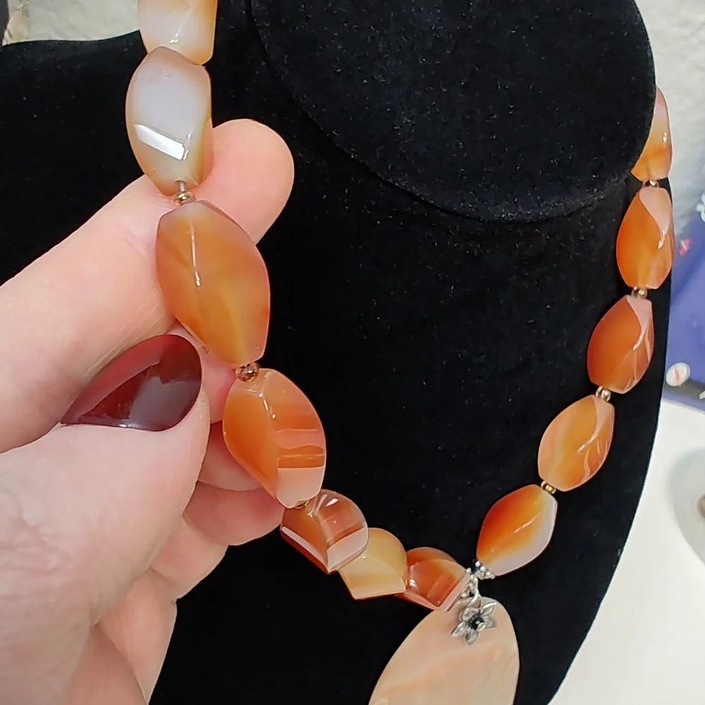 Vintage Sterling Silver Carnelian Mother Of Pearl Floral Pendant Necklace 18